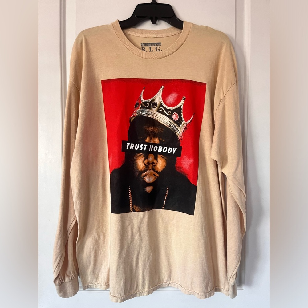Notorious BIG Biggie Smalls Artwork Beige Graphic Long Sleeve Tee - Large